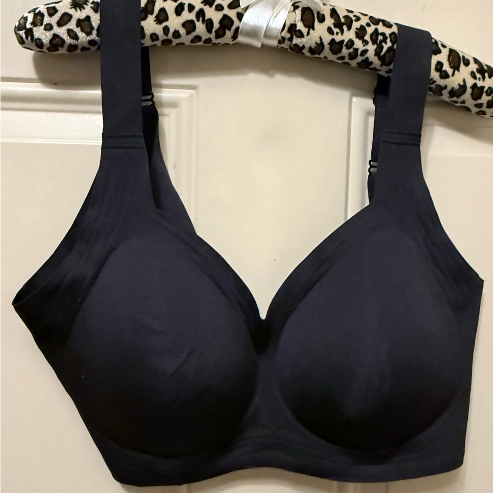 PoseFree Wire Free Bra in Black Size 3XL